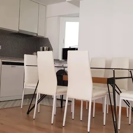 Piso Peatonal Calvario Apartamento *
